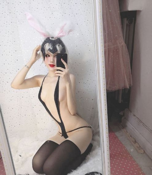 欧美巨星超模ashley写真_720BD在线观看